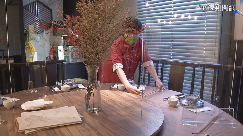 明起同住家人內用免隔板 中市不跟進!