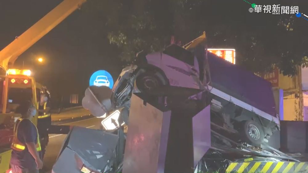 頭城交流道口 貨車撞電箱害部分停電