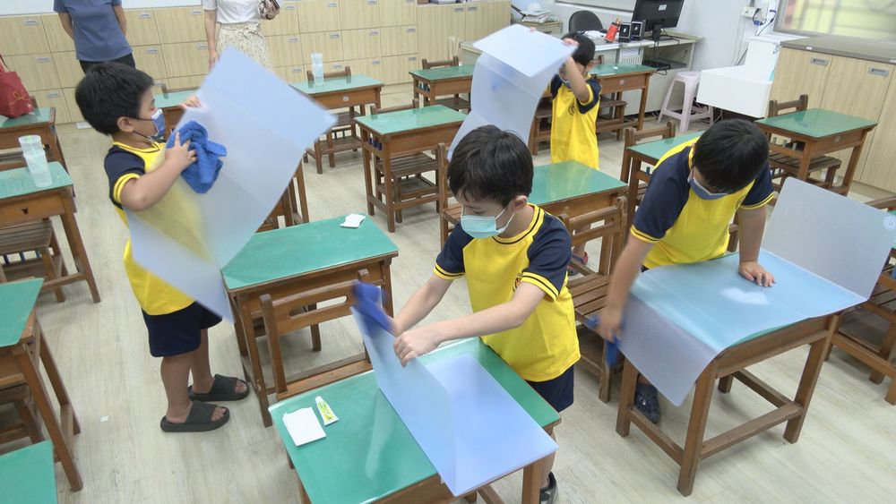 開學刷牙恐群聚 教育部:只能在座位上刷
