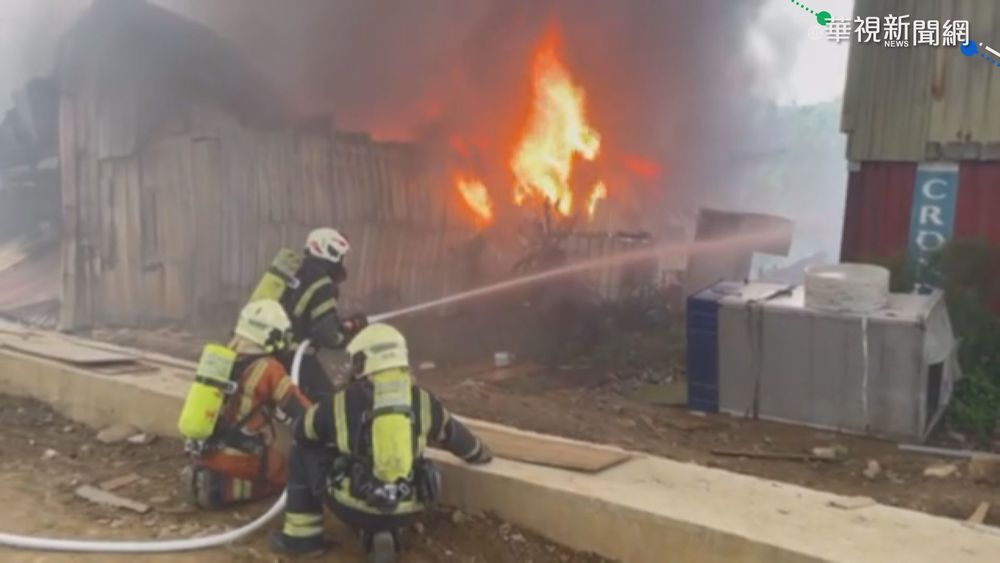 桃園工廠大火 黑煙猛竄籠罩國道三號