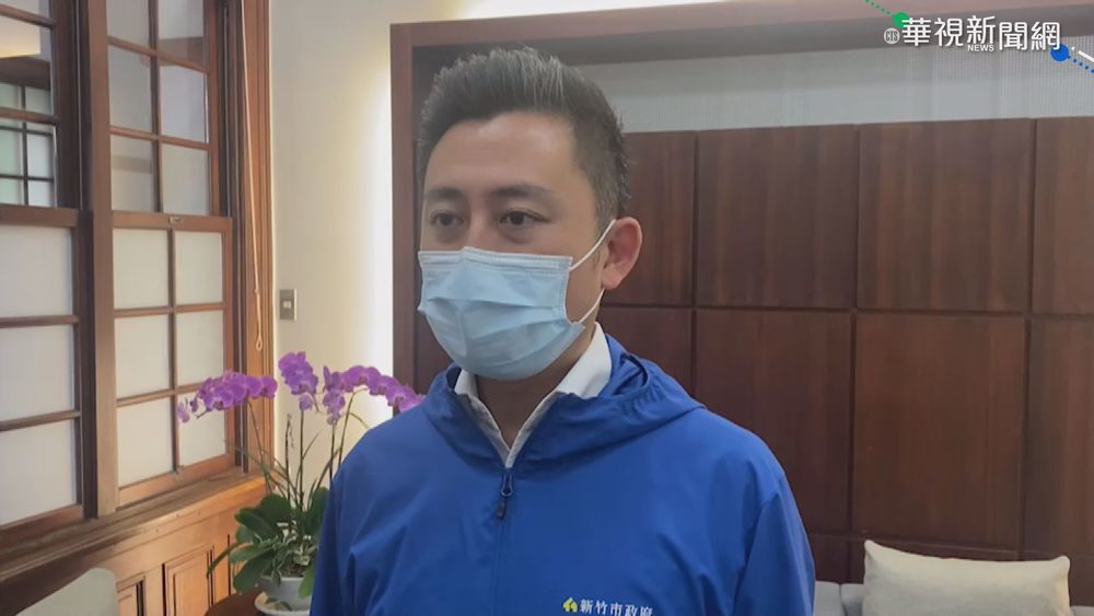 女子車卡山溝! 林智堅墊錢拖吊助脫困