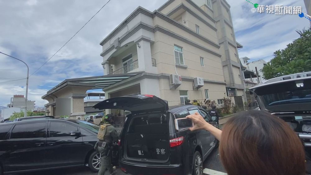 民宿變成詐騙機房 警方破門攻堅逮22人