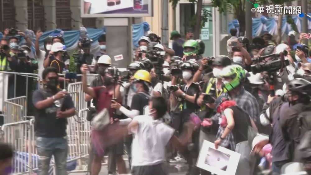 泰爆第3波疫情 過去月餘單日確診破萬