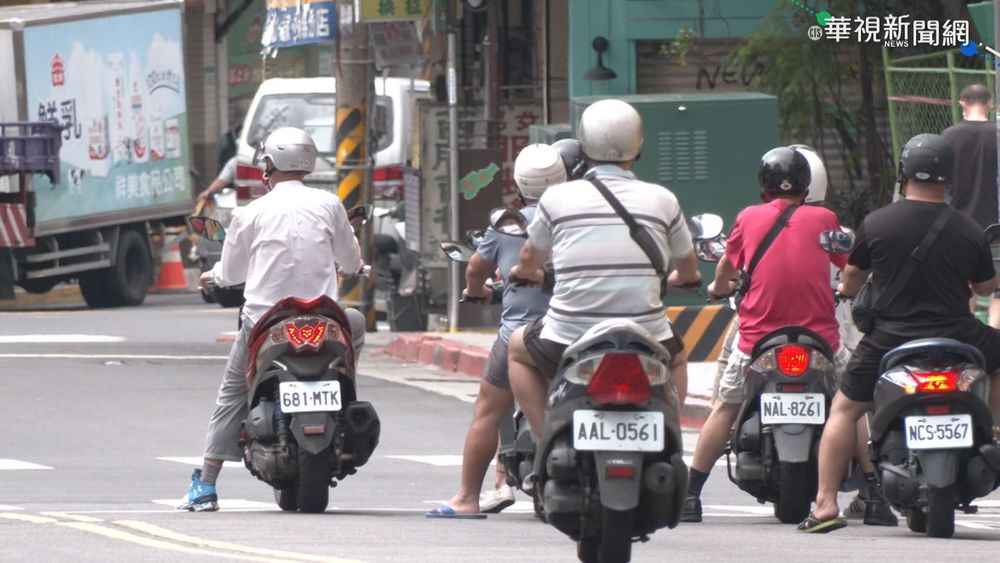 五月天阿信母遇車禍 遭撞飛骨折急送醫