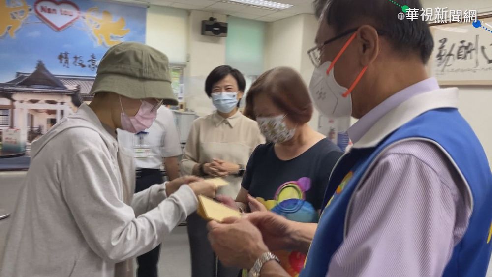 女友罹癌不離棄結連理 請縣長來見證