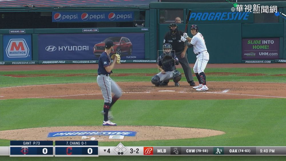 印地安大戰雙城 張育成選球保送上壘