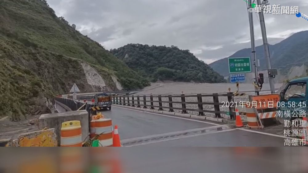 璨樹暴風圈進入恆春 南台灣備戰防淹水