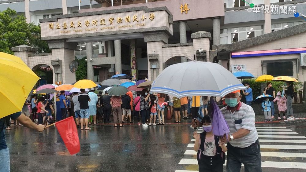 太麻里鄉公所颱風天淨灘 海巡警戒