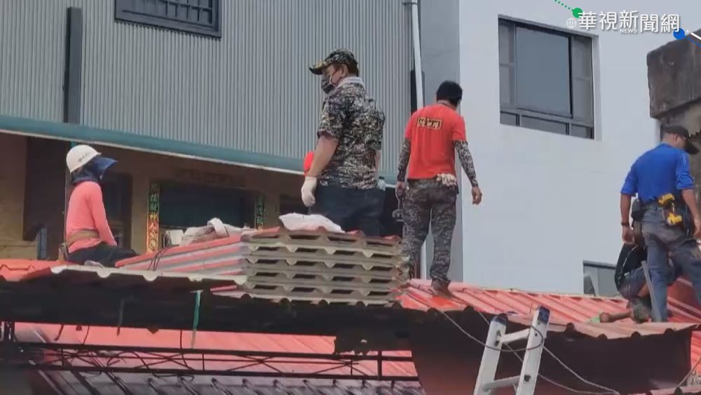 退伍陸戰隊員動員 義助女兵修老屋