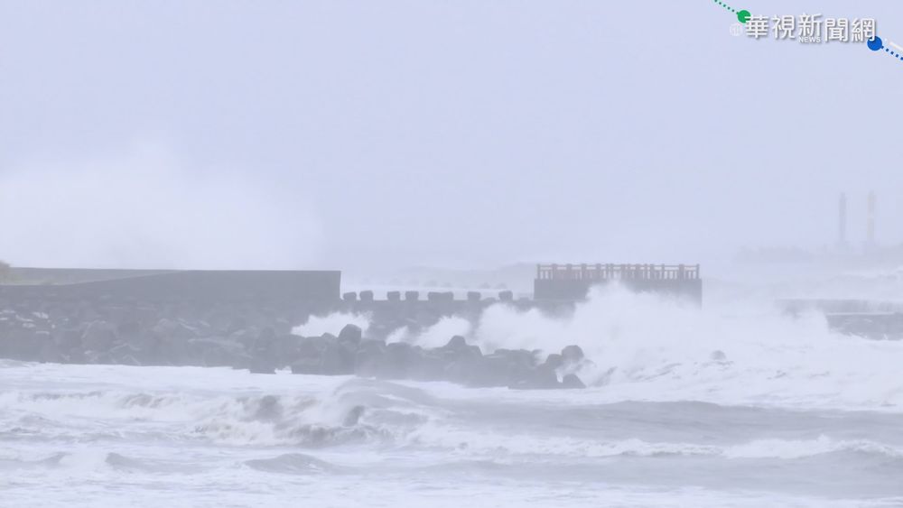 中颱璨樹來襲! 宜蘭烏石港強風驟雨