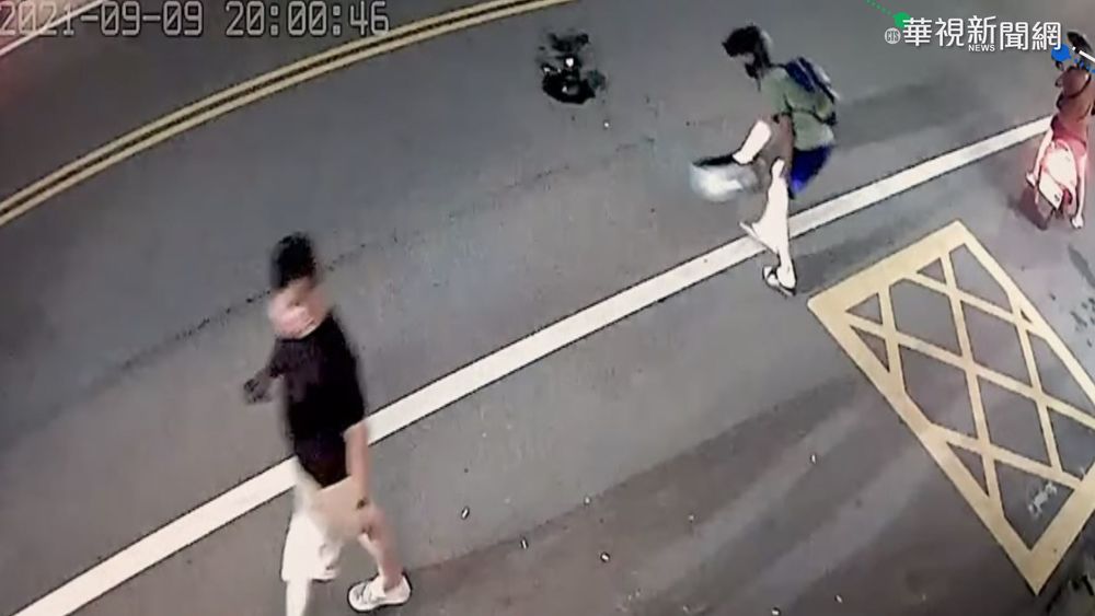 大輪胎擋路! 國中生下車移胎被讚爆