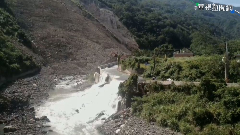 尖石鄉大範圍崩塌 河道引流清砂石