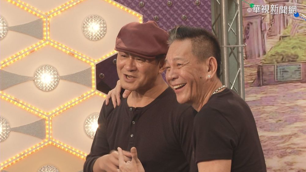 龍劭華因病驟逝 家屬悲痛南下赴殯儀館