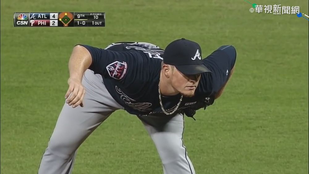 模仿金寶投球"大鵬展翅" 10歲童網暴紅