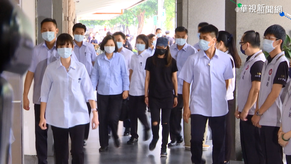 金鐘視帝龍劭華猝逝 總統赴靈堂弔唁