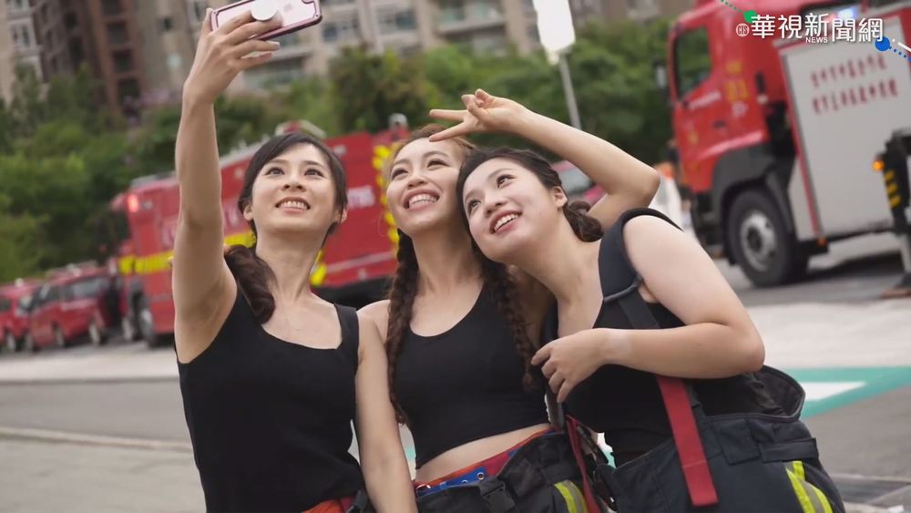 2022台中消防月曆搶先看 女力大爆發