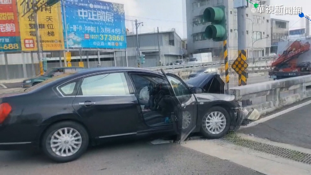 疑白牌車酒駕!自撞橋墩 駕駛頭頸受傷