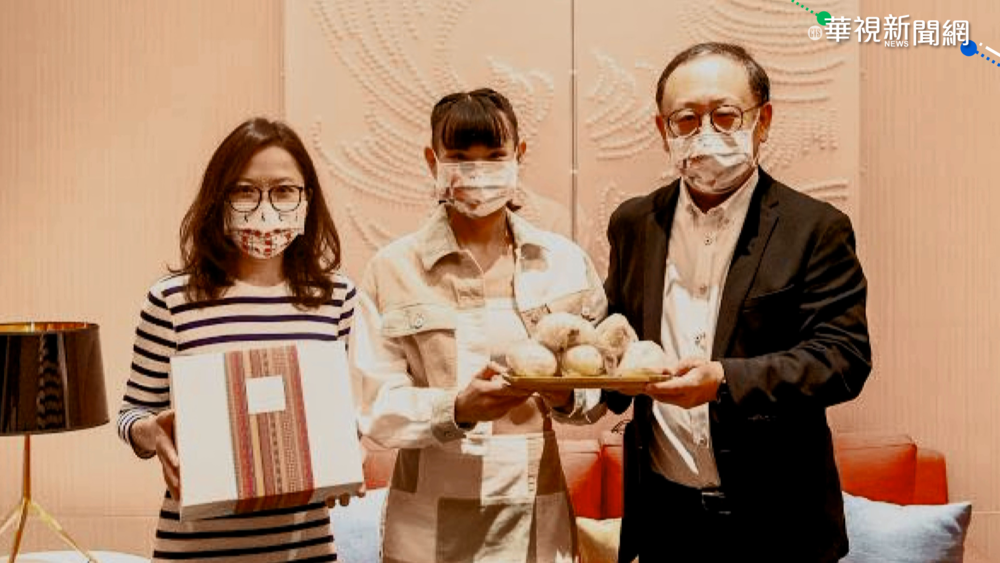 中秋連假好忙! 戴資穎返鄉代言高雄券