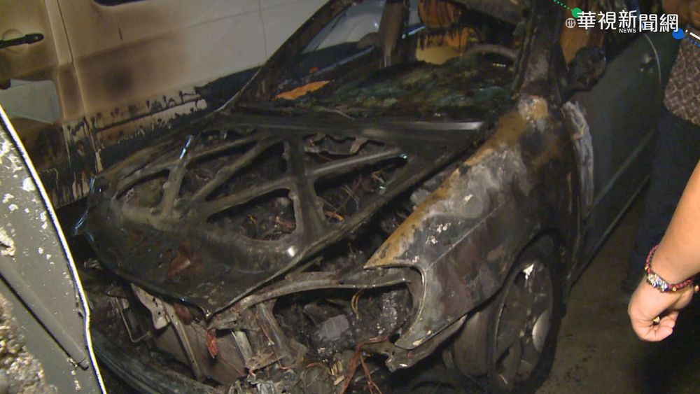 賠償糾紛遭縱火? 停車場大火毀5車