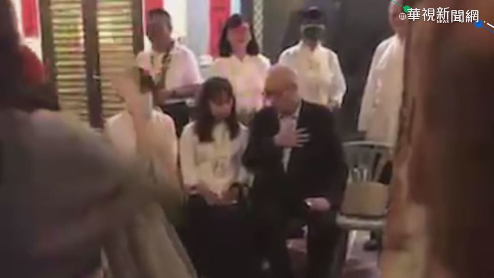 吳敦義中秋聚會沒帶口罩 民眾轟特權