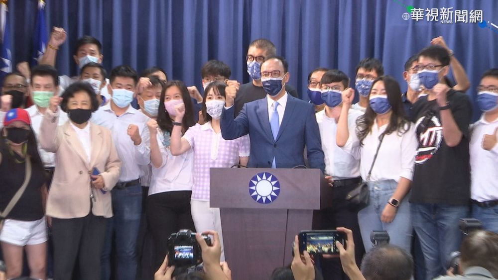 朱立倫當選國民黨新主席 獲8萬5164票