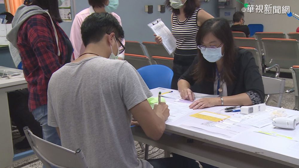 助返鄉長者接種 雲林高鐵站供接駁