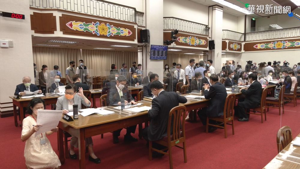 五倍券開放繳稅? 蘇建榮:無振興效果