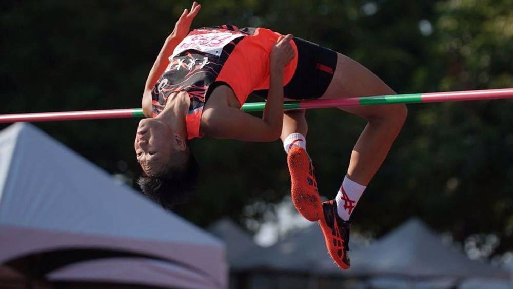 打破全國跳高紀錄 李晴晴一"跳"成名