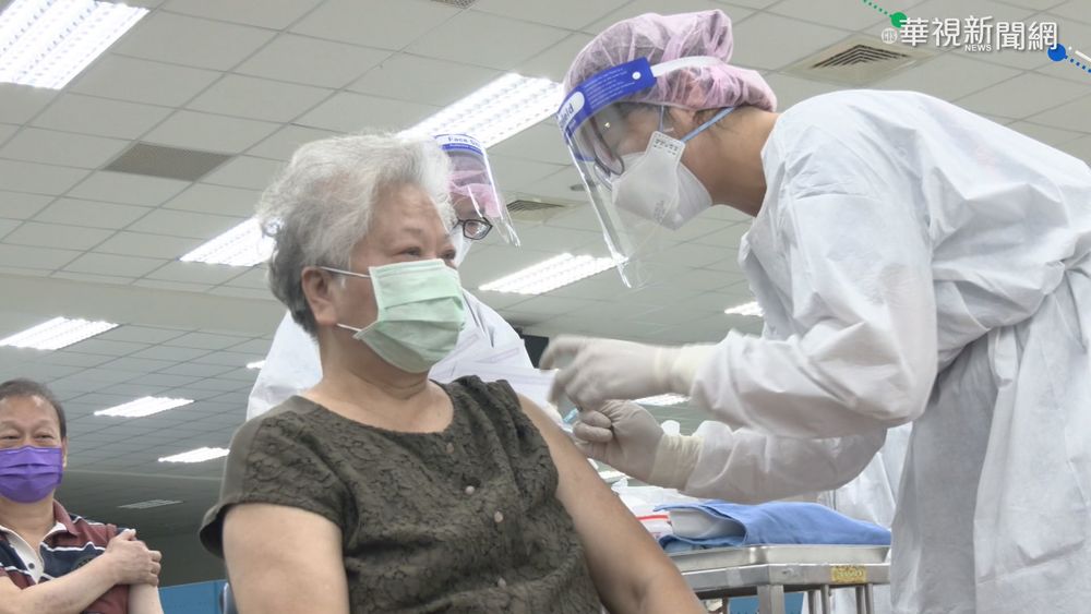 第十輪開打 AZ.高端.BNT備戰 117萬人接種