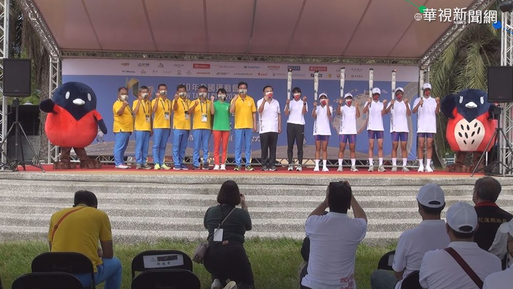 全運會聖火抵花蓮 交棒跨欄女神謝喜恩