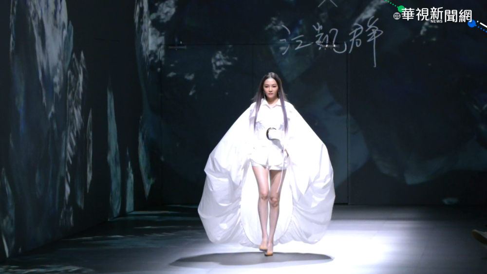 台北時裝週開幕秀 沉浸式體驗有看頭