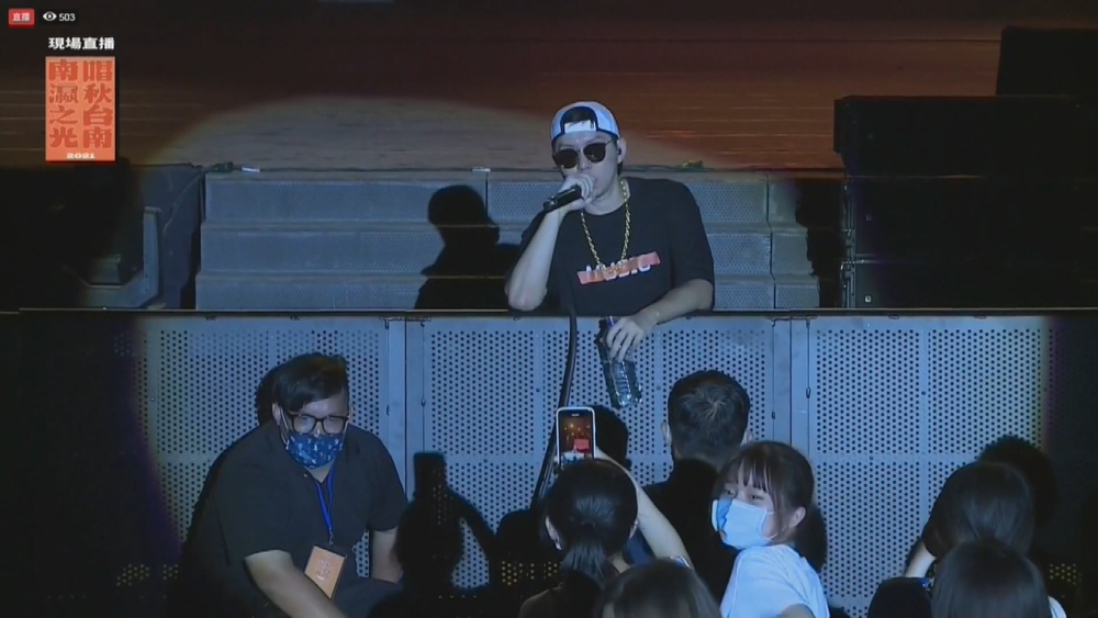 重量級歌手輪流開唱 "雙十夜"民眾嗨翻