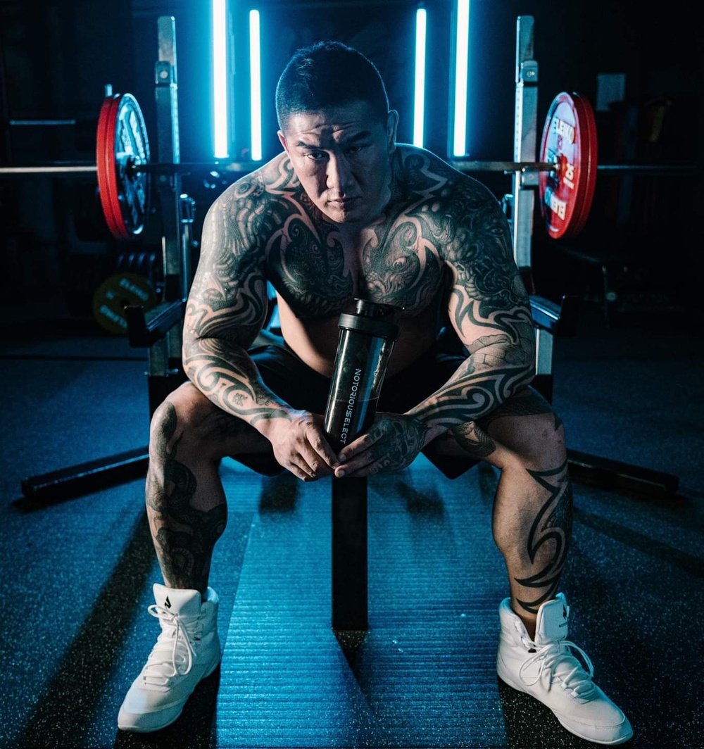 館長祝國慶！ 怒批：微博舔共的狗兒子們成啞巴