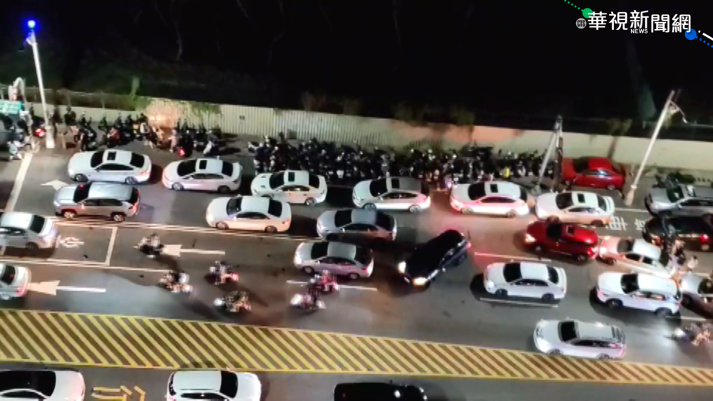 國慶焰火照亮港都 33萬人現場觀賞