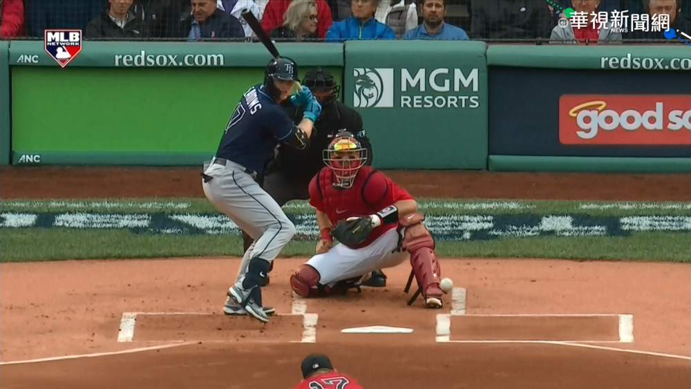 瓦茲奎茲"再見全壘打" 紅襪對光芒聽牌