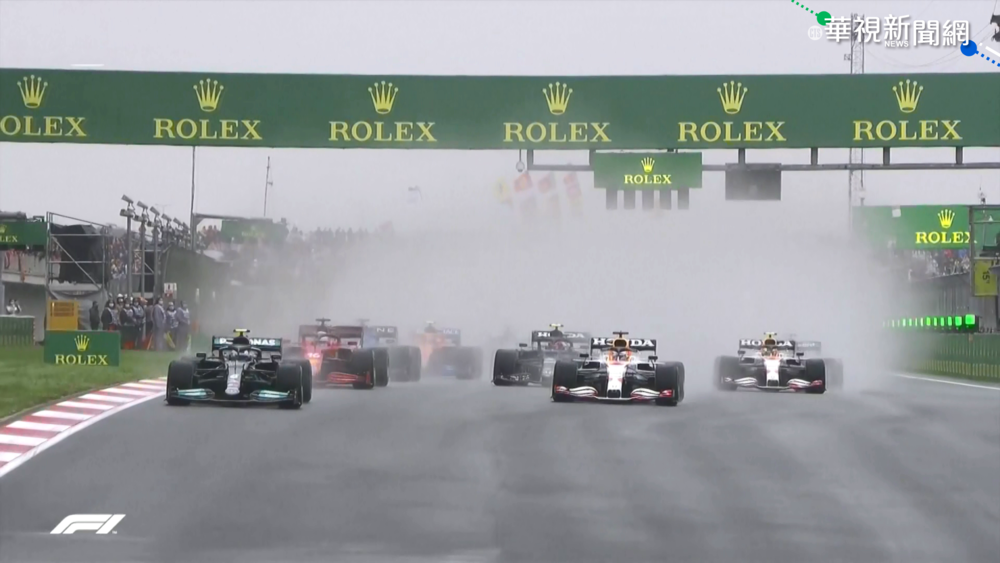 F1雨中激戰 Alonso遭撞怒罵對手!