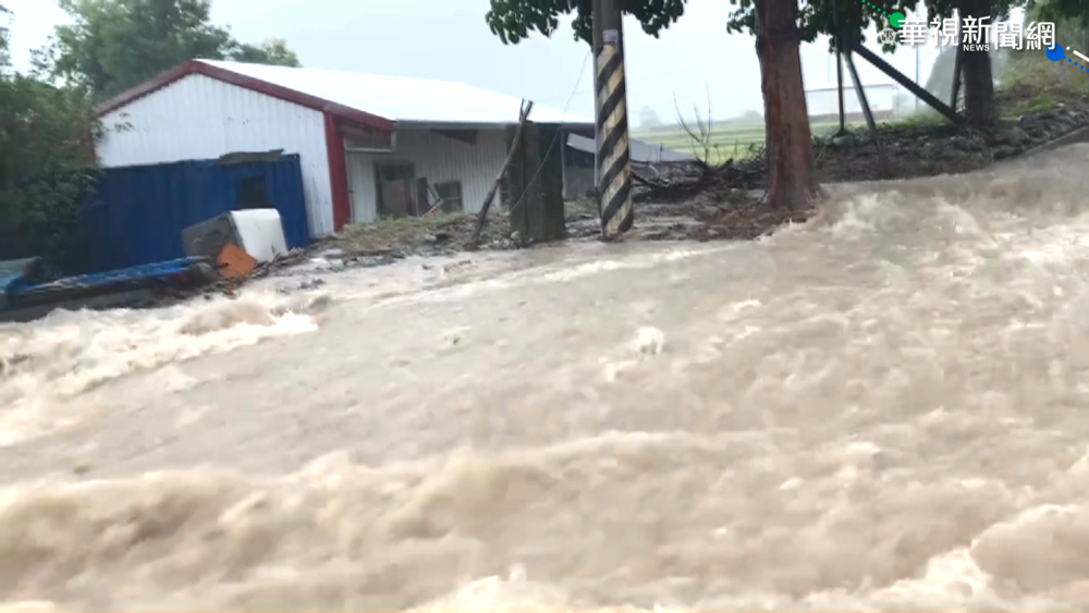 豪雨彈狂炸花蓮 午後全縣停班停課