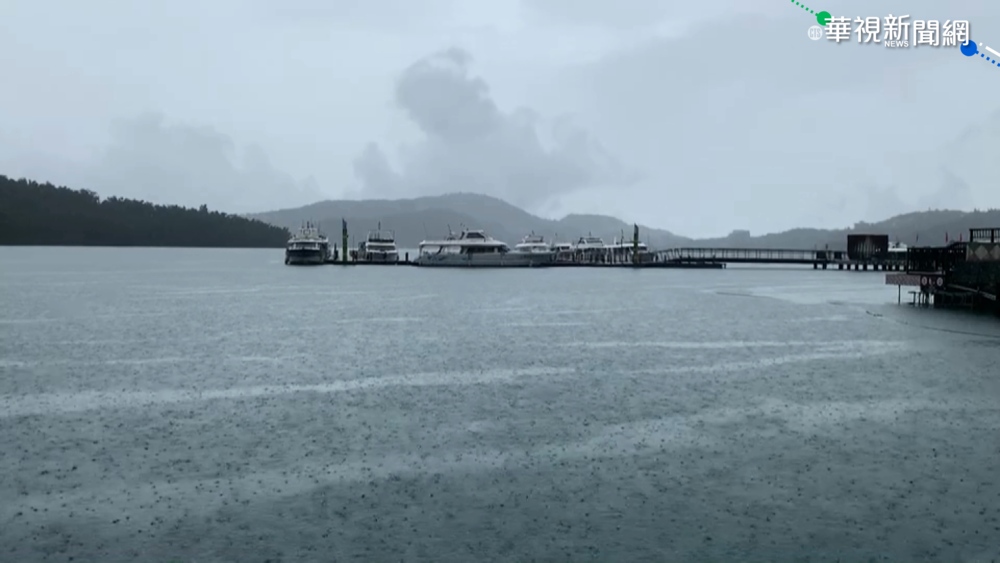 前所未有! 日月潭奇異冒泡三天引關注