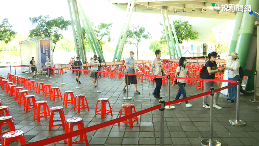 防花博接種亂象 北市府調派人力疏導