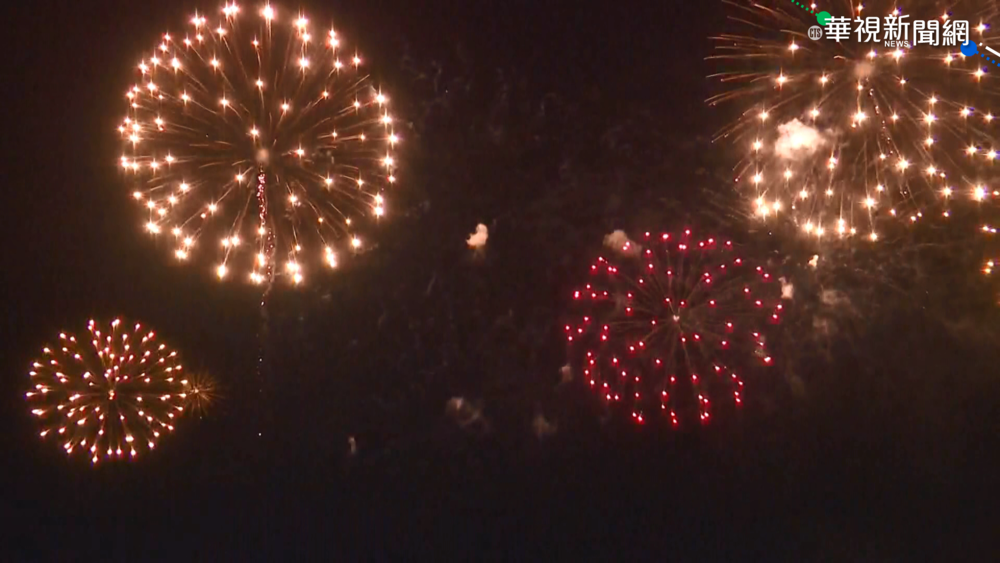 午後變天雨突襲 大稻埕煙火今晚登場