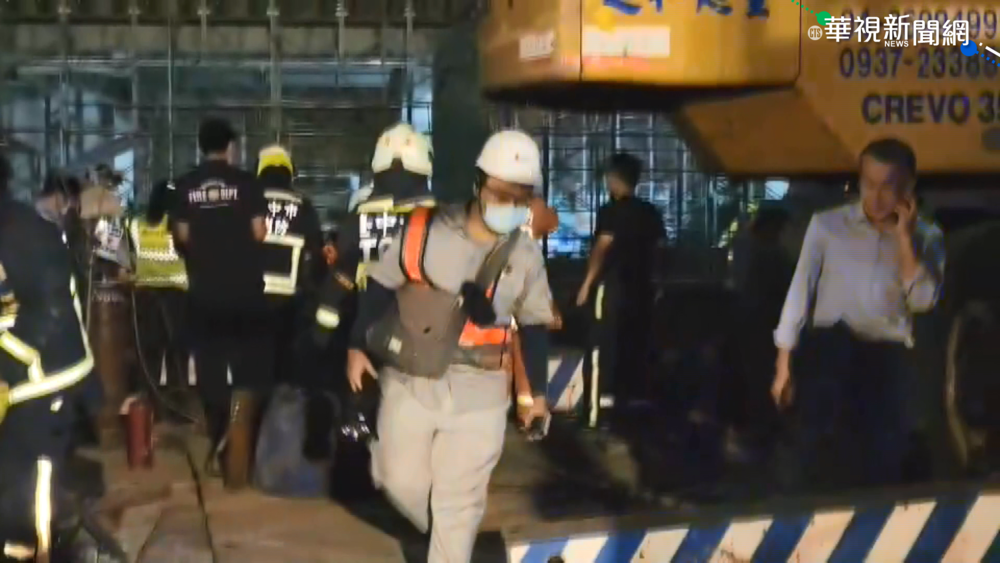 工地大火!緊鄰商圈 民眾照逛街未疏散