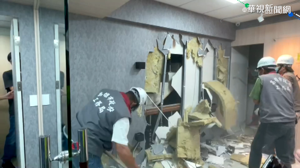 高雄老樓逃生梯封住變商辦 工務局拆除