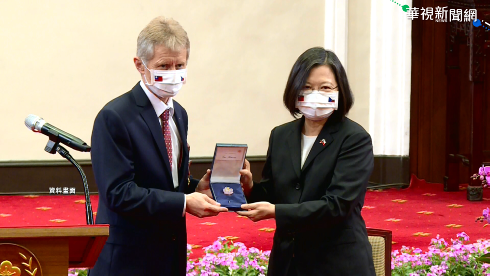 中東歐經貿團捷報 簽電動車7項MOU