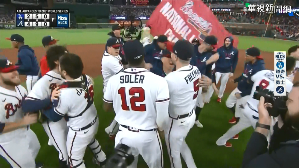 羅沙里歐3分砲助威 勇士挺進世界大賽