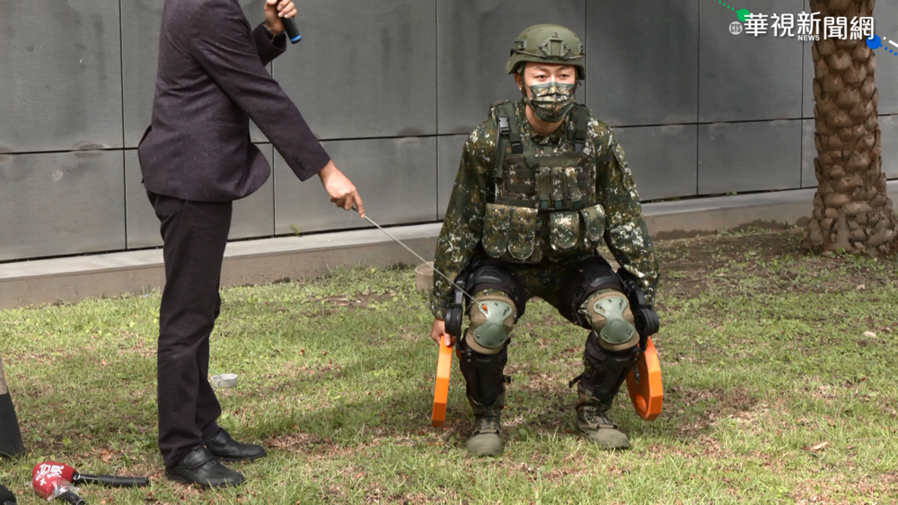 國軍版鋼鐵人 "軍用動力外骨骼"亮相