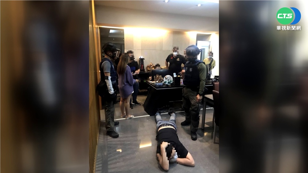 假檢警老哏! 台星警合作逮跨國詐騙