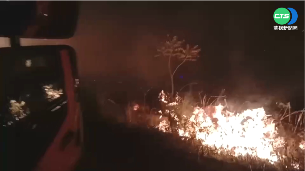 陸軍炮擊訓練釀災 風勢助長! 野火竄天