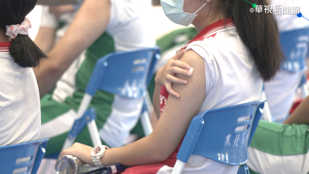 學生打BNT心肌炎昏迷 專家:第2劑先緩