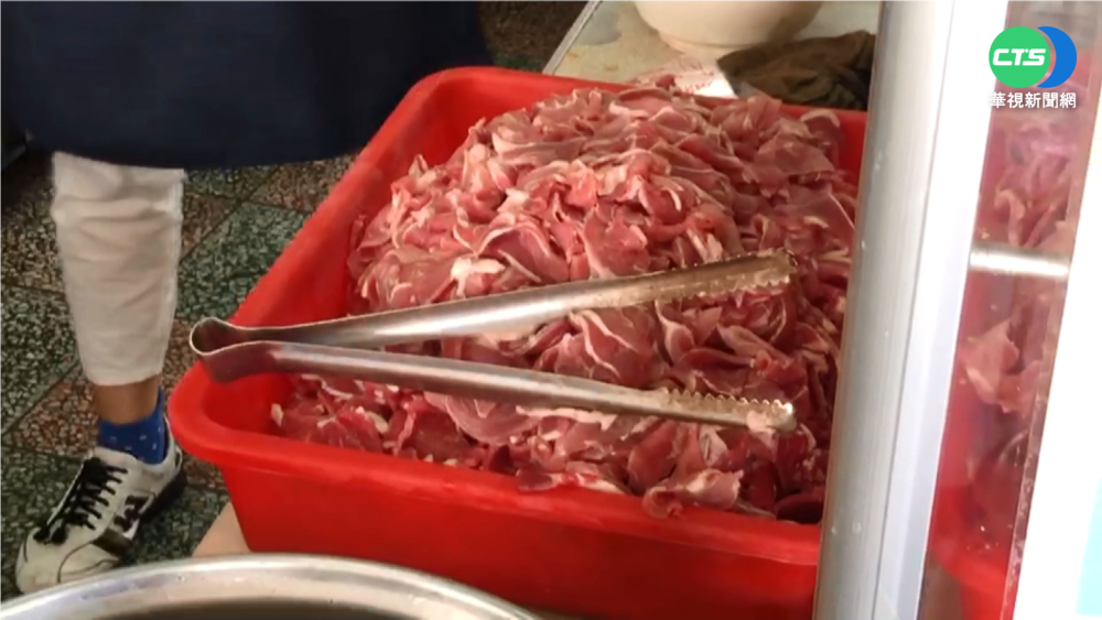 掛羊頭賣豬肉?! 台南20年老店驗出混肉