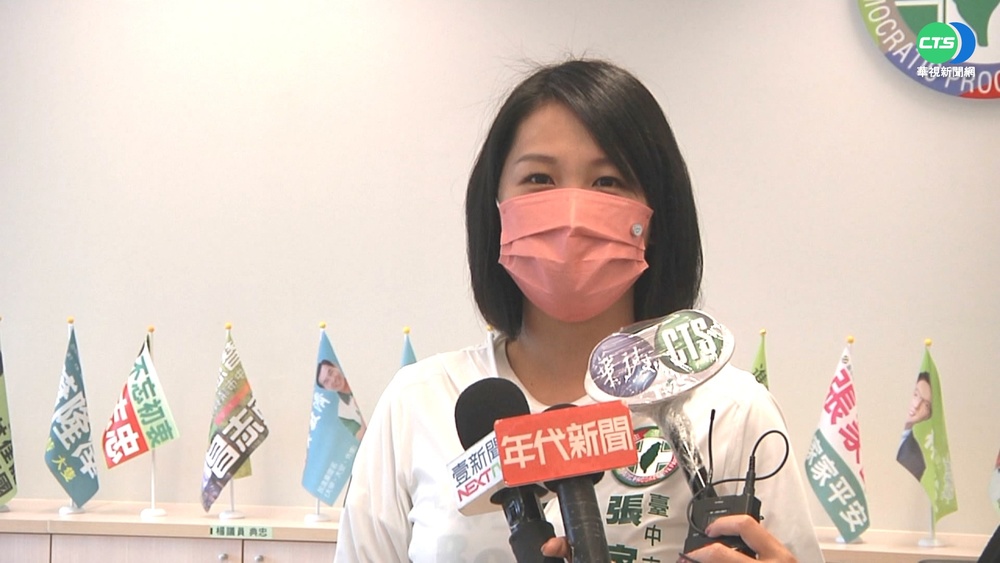 中二補選!林靜儀電話尋支持 綠擬徵召